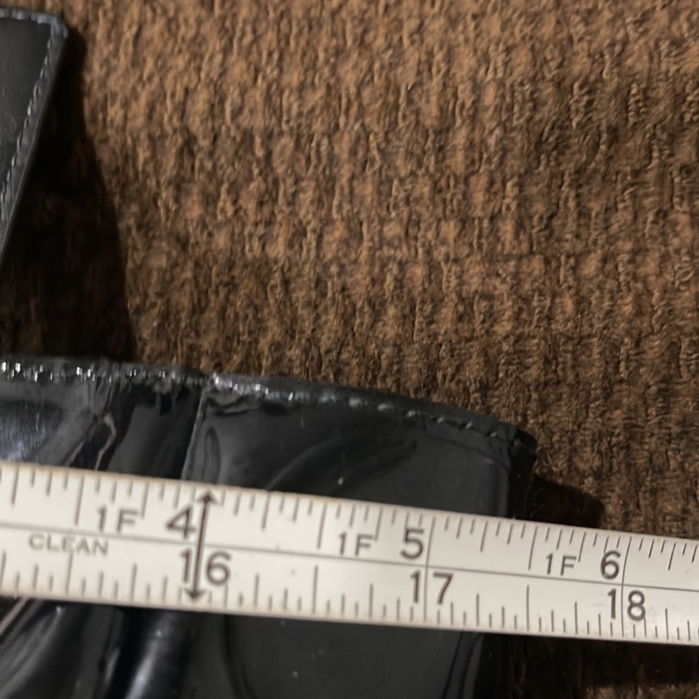 COACH Black patent, leather large purse, . Embossed,l coach purse is 17 “ 10 b - Picture 11 of 12